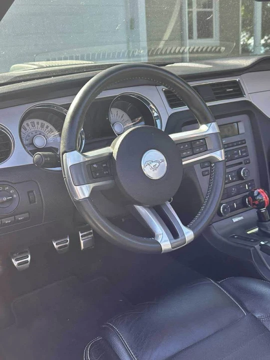 2010 Ford S197 Mustang - Image 10 of 10