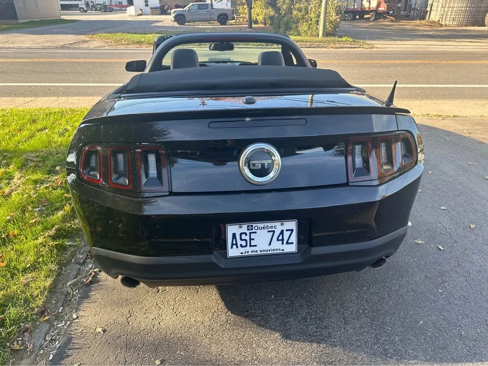 2010 Ford S197 Mustang - Image 2 of 10