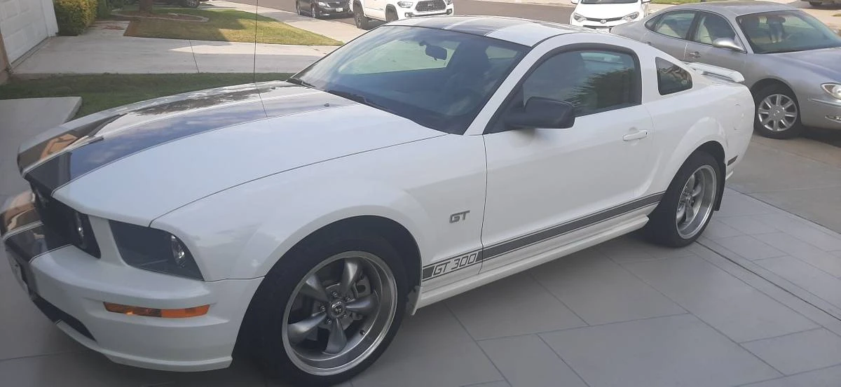 2006 Ford S197 Mustang GT - Image 2 of 2