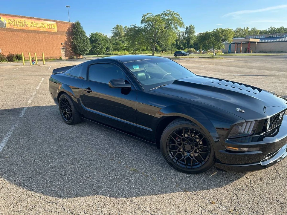 2007 Ford S197 Mustang GT - Image 10 of 13
