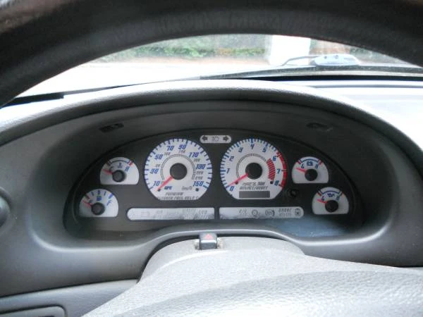 2001 Ford SN95 Mustang - Image 10 of 11