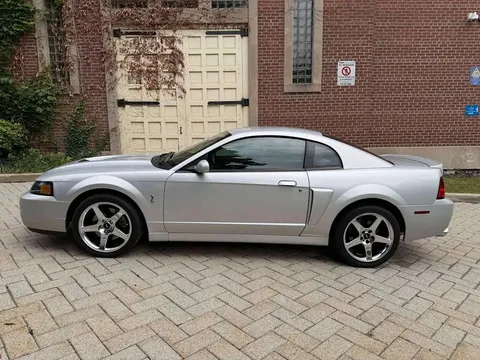 2004 Ford Mustang