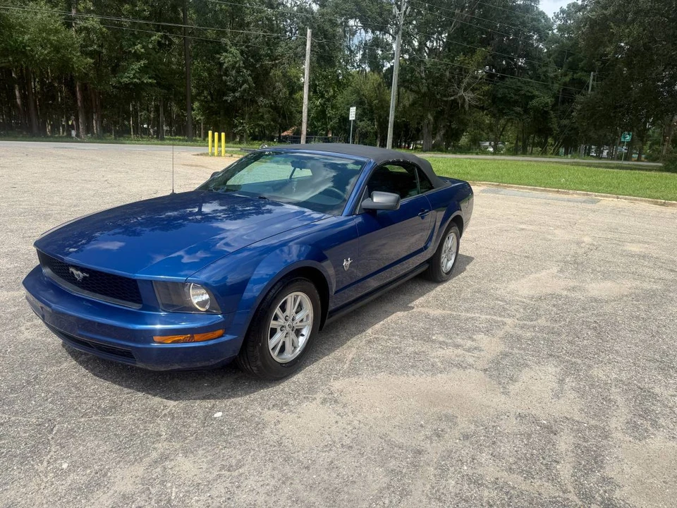 2009 Ford S197 Mustang - Image 8 of 23