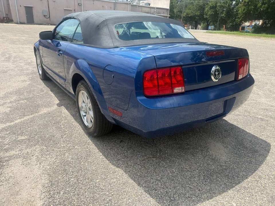 2009 Ford S197 Mustang - Image 10 of 23