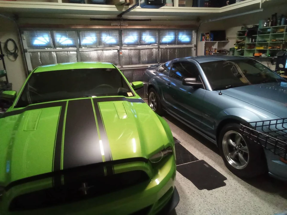 2005 Ford S197 Mustang GT - Image 14 of 15
