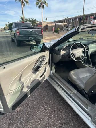 2001 Ford SN95 Mustang - Image 10 of 18