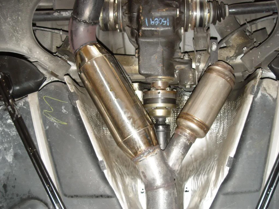 2003 BMW E39 540i - Image 14 of 17