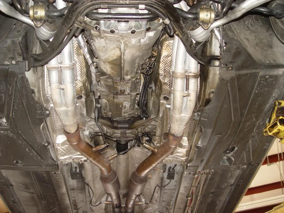 2003 BMW E39 540i - Image 16 of 17