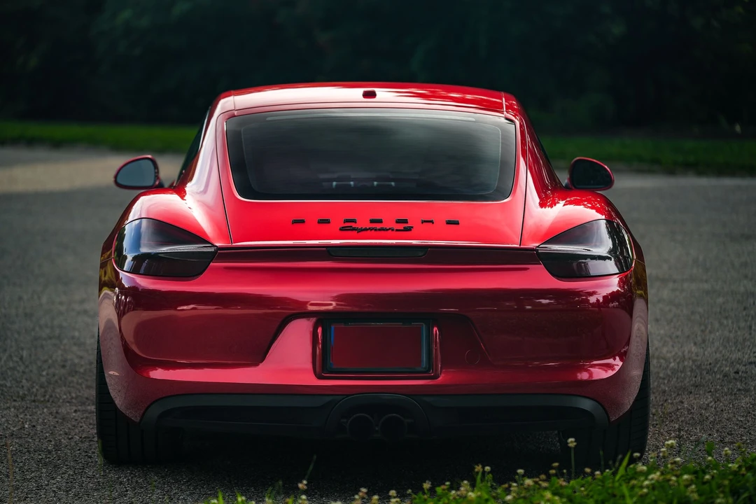 2016 Porsche 981 Cayman S - Image 6 of 31