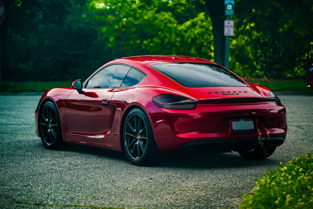 2016 Porsche 981 Cayman S - Image 7 of 31