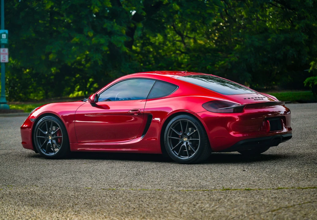 2016 Porsche 981 Cayman S - Image 8 of 31