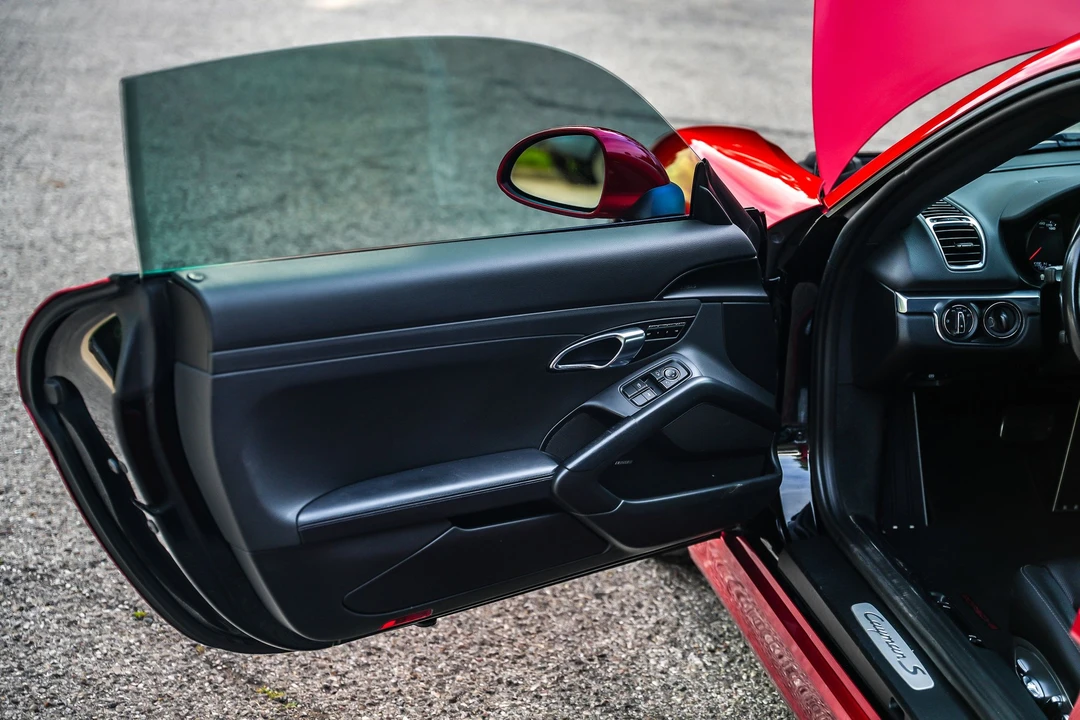 2016 Porsche 981 Cayman S - Image 14 of 31