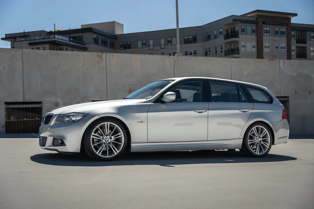 2010 BMW E91 3 Series Touring - Image 14 of 31