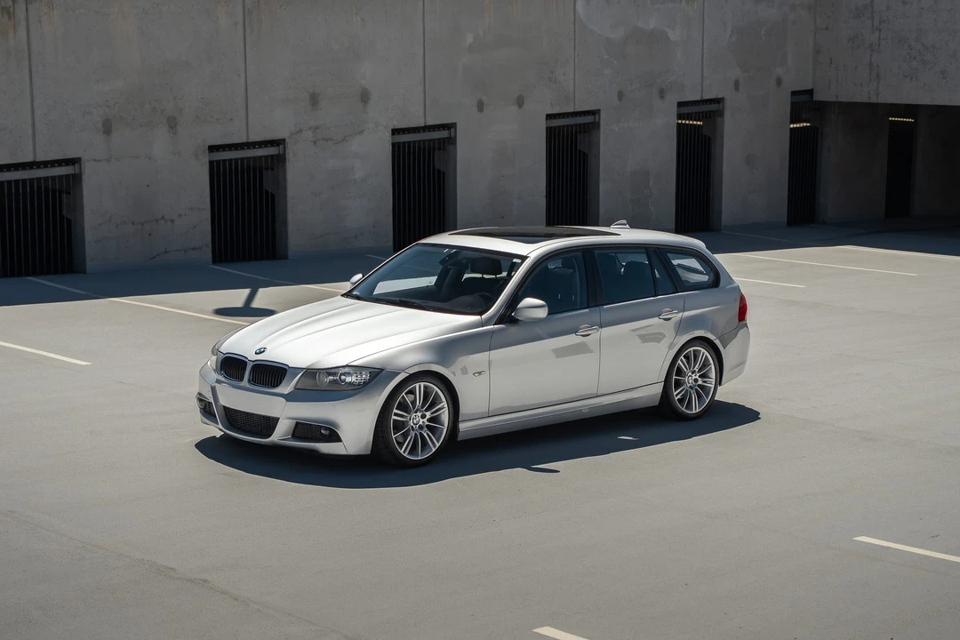 2010 BMW E91 3 Series Touring - Image 2 of 31