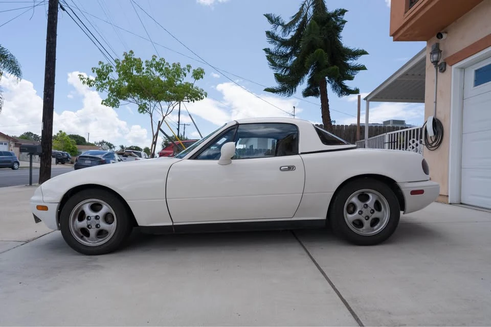 1994 Mazda NA MX-5 Miata - Image 3 of 10