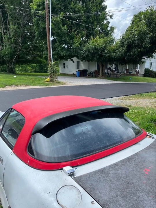 Mazda NA MX-5 Miata - Image 6 of 10