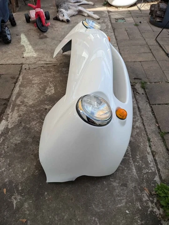 1990 Parts & Memorabilia Bodywork - Image 5 of 10