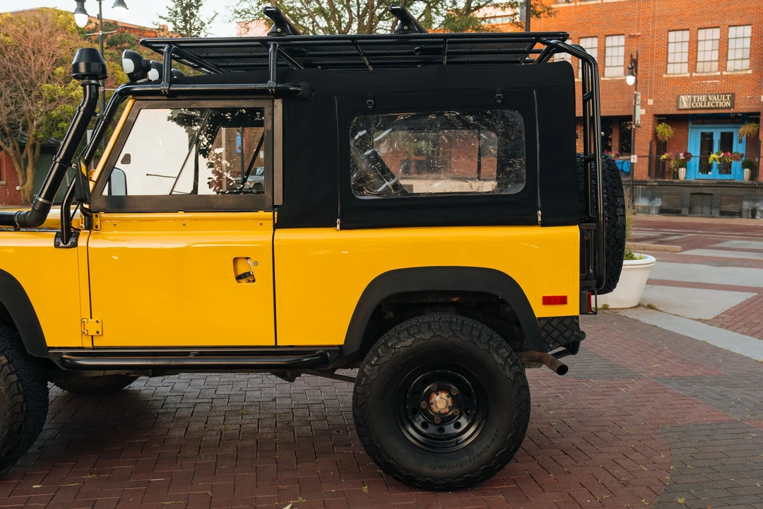 1994 Land Rover Defender 90 - Image 15 of 31