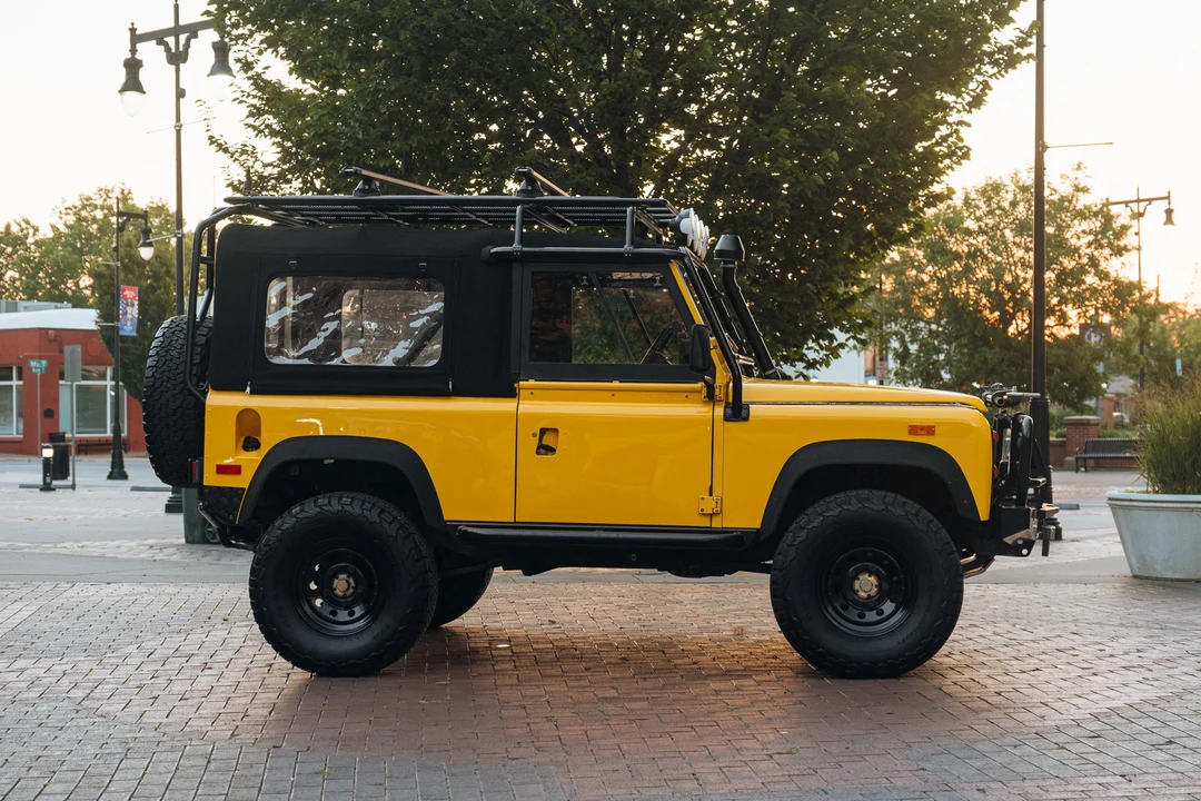 1994 Land Rover Defender 90 - Image 11 of 31