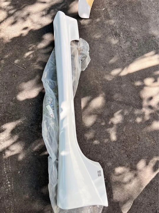 1999 Parts & Memorabilia Bodywork - Image 5 of 9