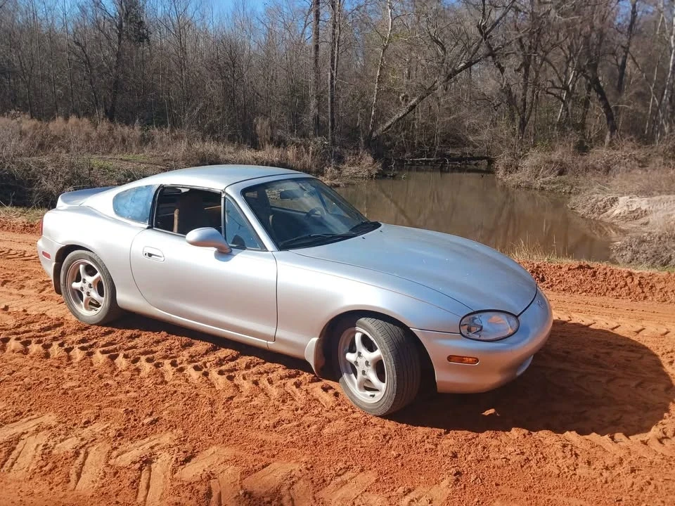 2001 Mazda NB MX-5 Miata - Image 2 of 9