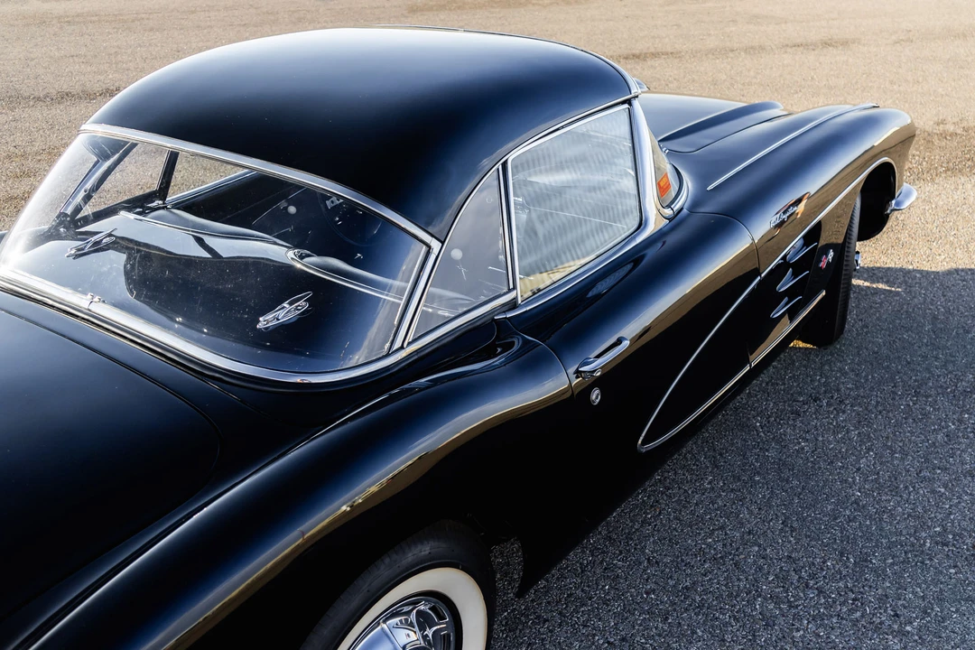 1960 Chevrolet Corvette C1 - Image 16 of 31