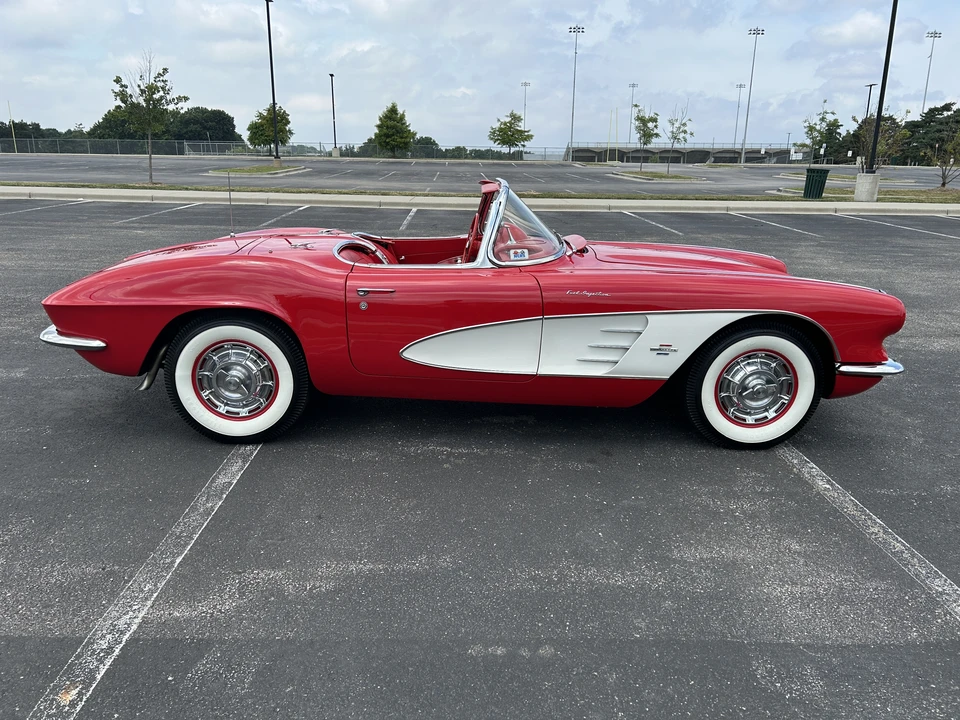 1961 Chevrolet Corvette C1 - Image 4 of 31