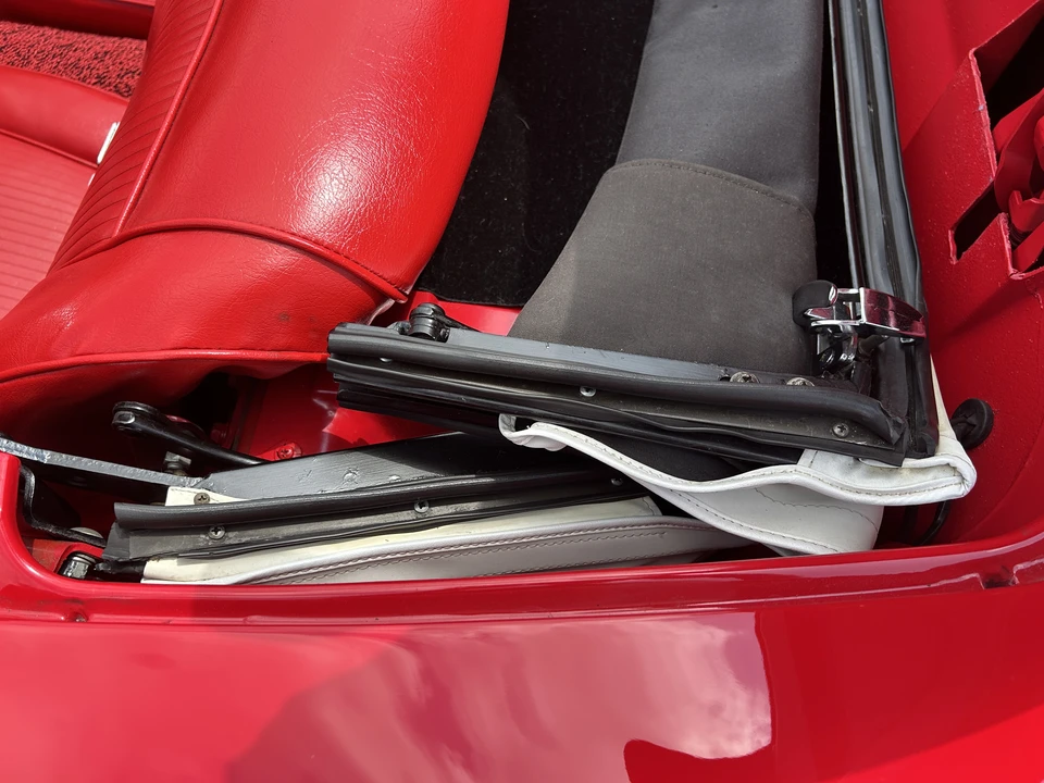 1961 Chevrolet Corvette C1 - Image 16 of 31