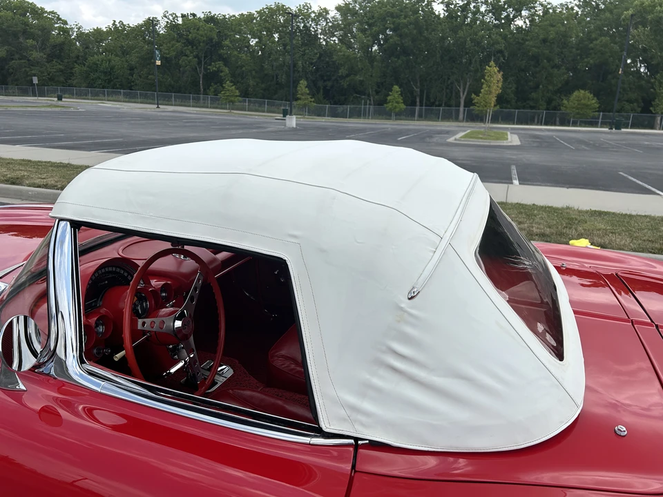 1961 Chevrolet Corvette C1 - Image 12 of 31