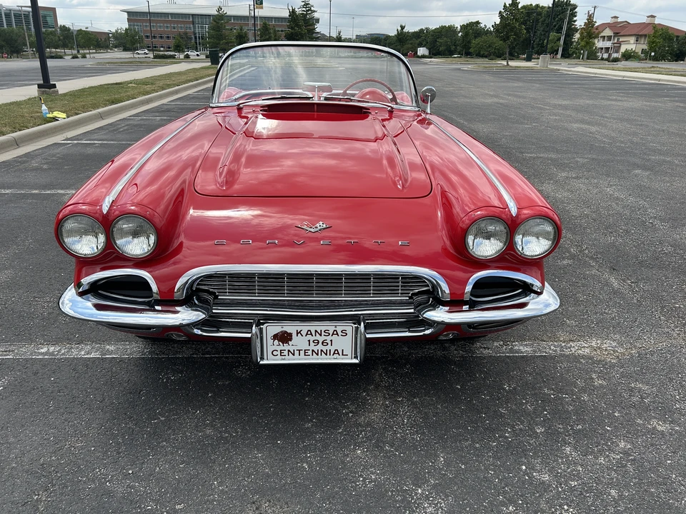 1961 Chevrolet Corvette C1 - Image 2 of 31