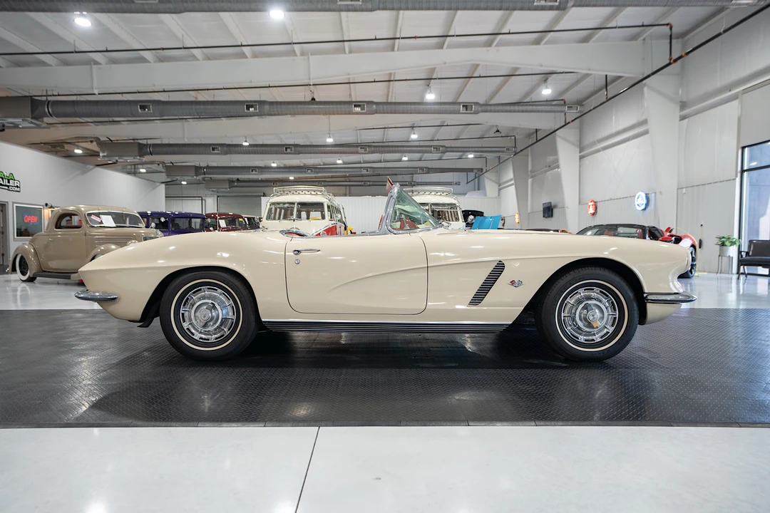 1962 Chevrolet Corvette C1 - Image 13 of 31