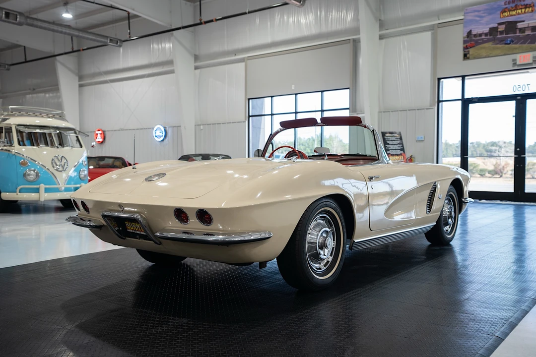 1962 Chevrolet Corvette C1 - Image 11 of 31