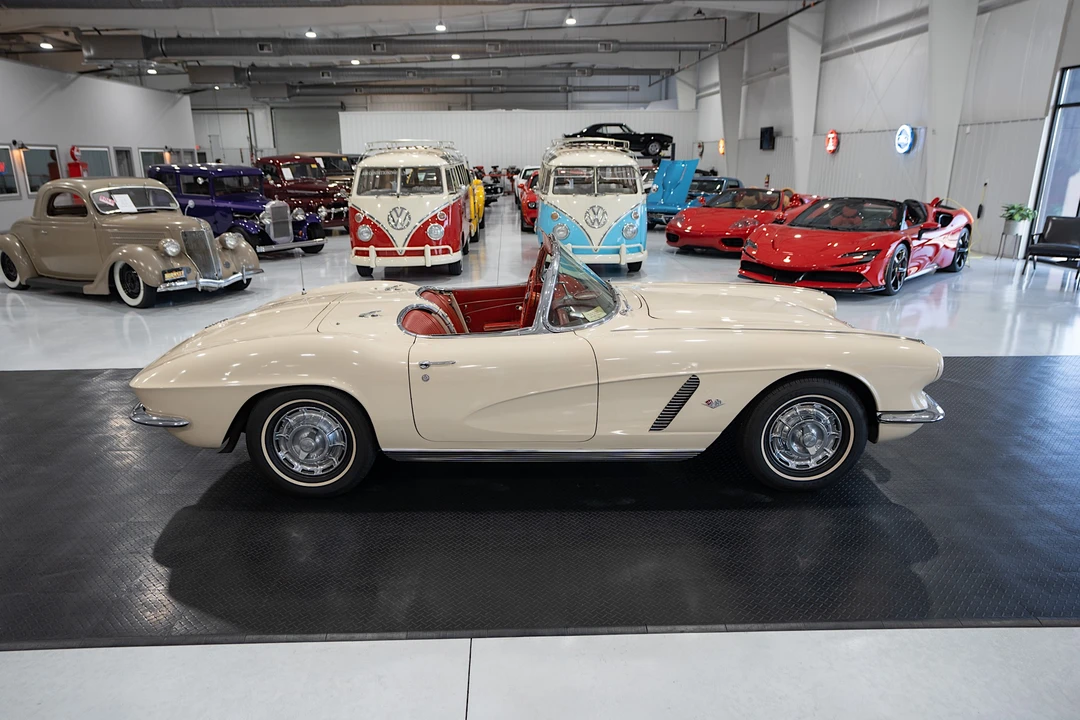 1962 Chevrolet Corvette C1 - Image 14 of 31