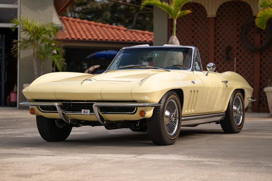 1965 Chevrolet Corvette C2 - Image 12 of 31