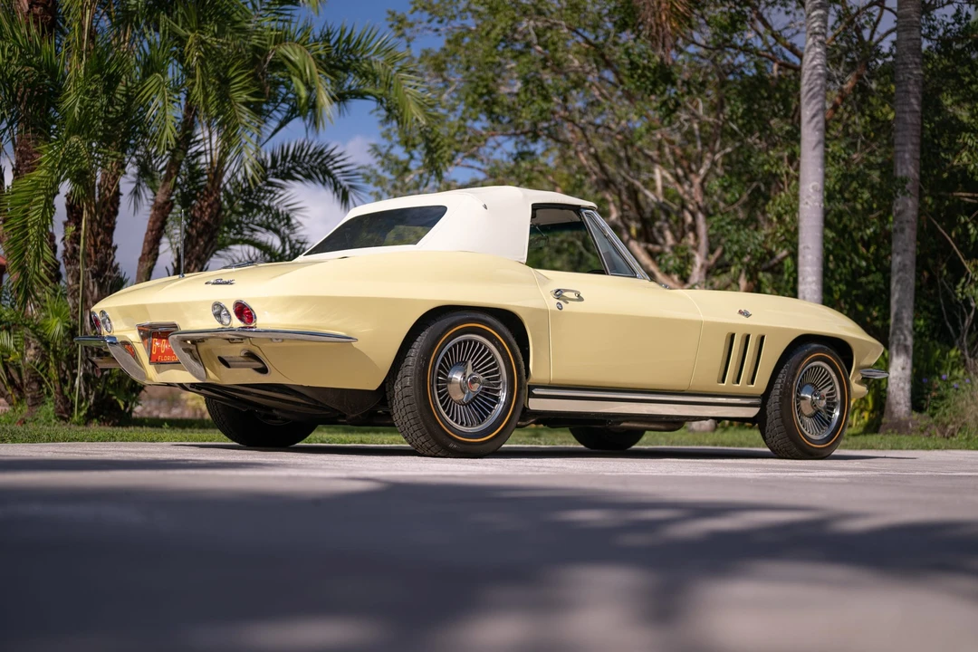 1965 Chevrolet Corvette C2 - Image 29 of 31