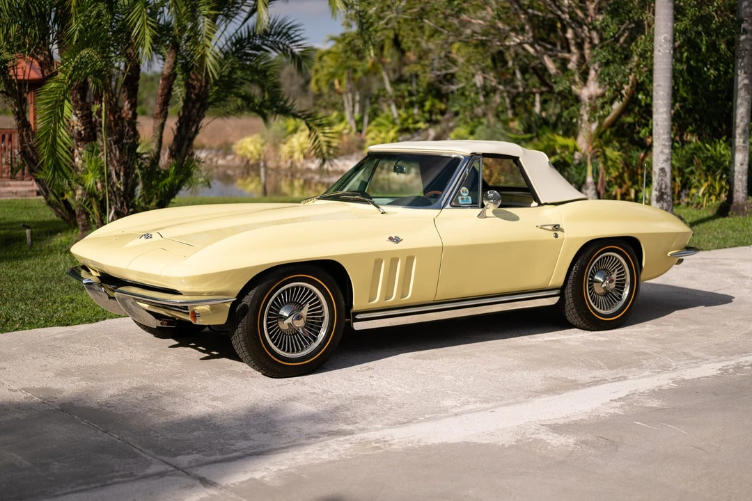 1965 Chevrolet Corvette C2 - Image 14 of 31
