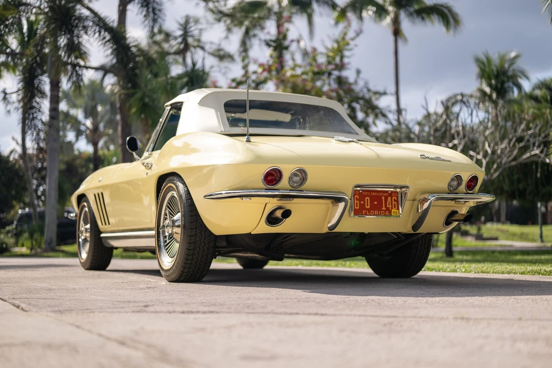 1965 Chevrolet Corvette C2 - Image 26 of 31