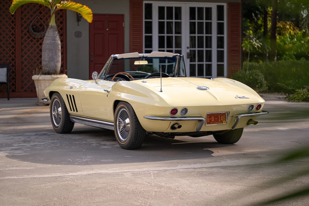 1965 Chevrolet Corvette C2 - Image 9 of 31