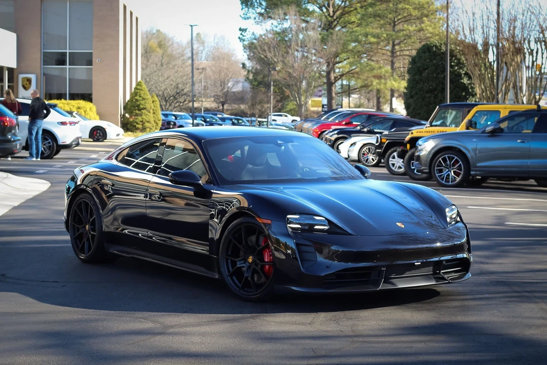 2022 Porsche Taycan GTS - Image 2 of 15