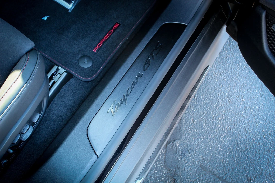 2022 Porsche Taycan GTS - Image 12 of 15
