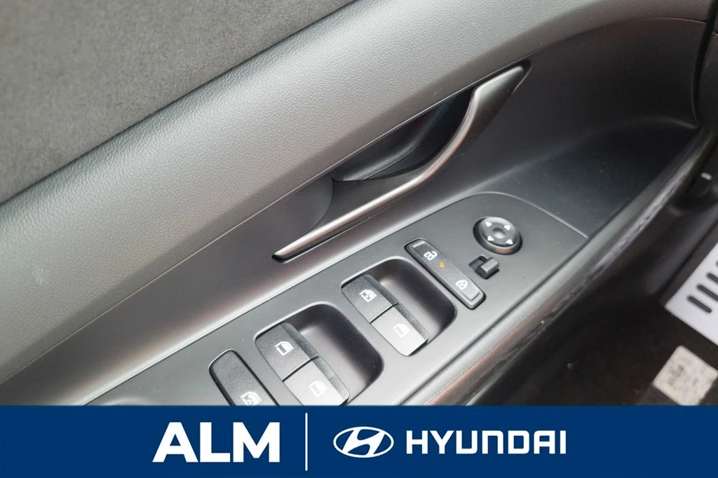 2026 Hyundai Elantra - Image 30 of 31