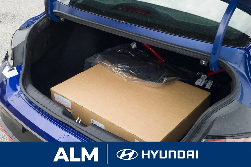 2026 Hyundai Elantra - Image 8 of 31