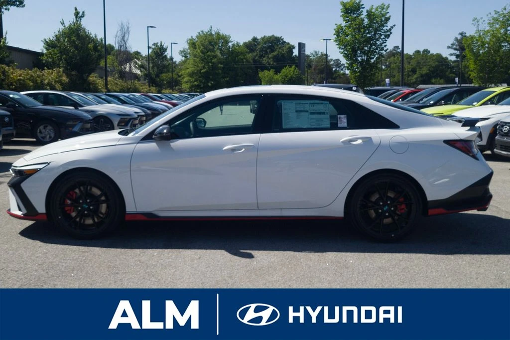 2026 Hyundai Elantra - Image 10 of 31