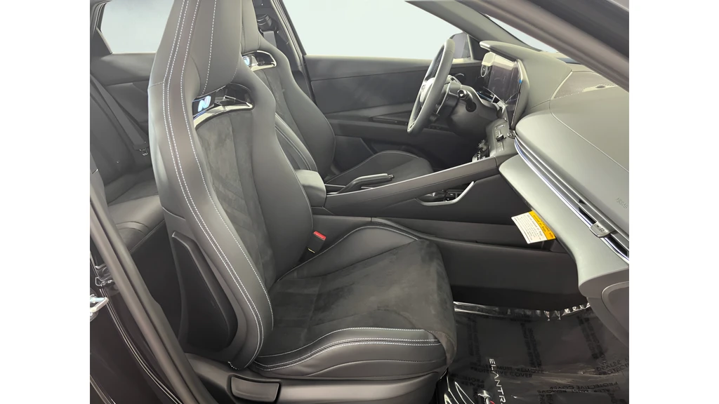 2026 Hyundai Elantra - Image 12 of 23