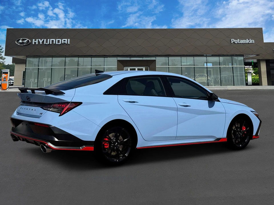 2026 Hyundai Elantra - Image 8 of 12