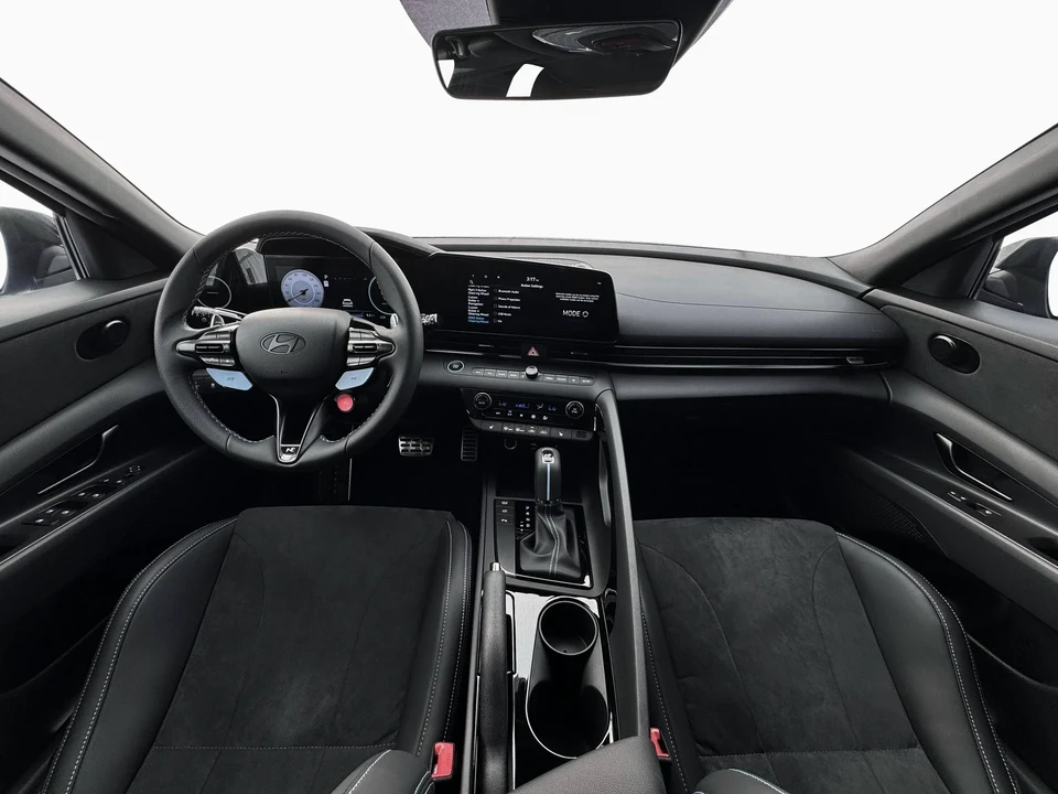 2026 Hyundai Elantra - Image 13 of 19