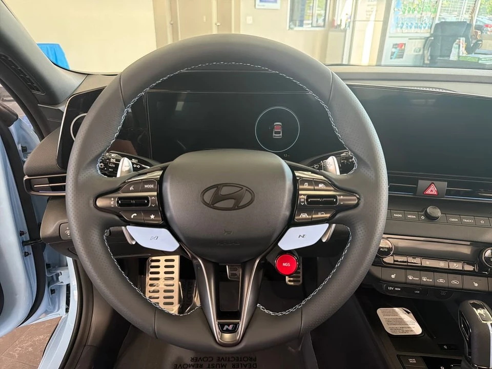 2026 Hyundai Elantra - Image 10 of 29