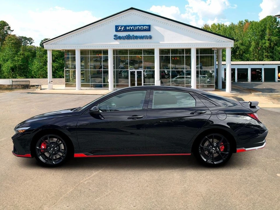 2026 Hyundai Elantra - Image 3 of 12