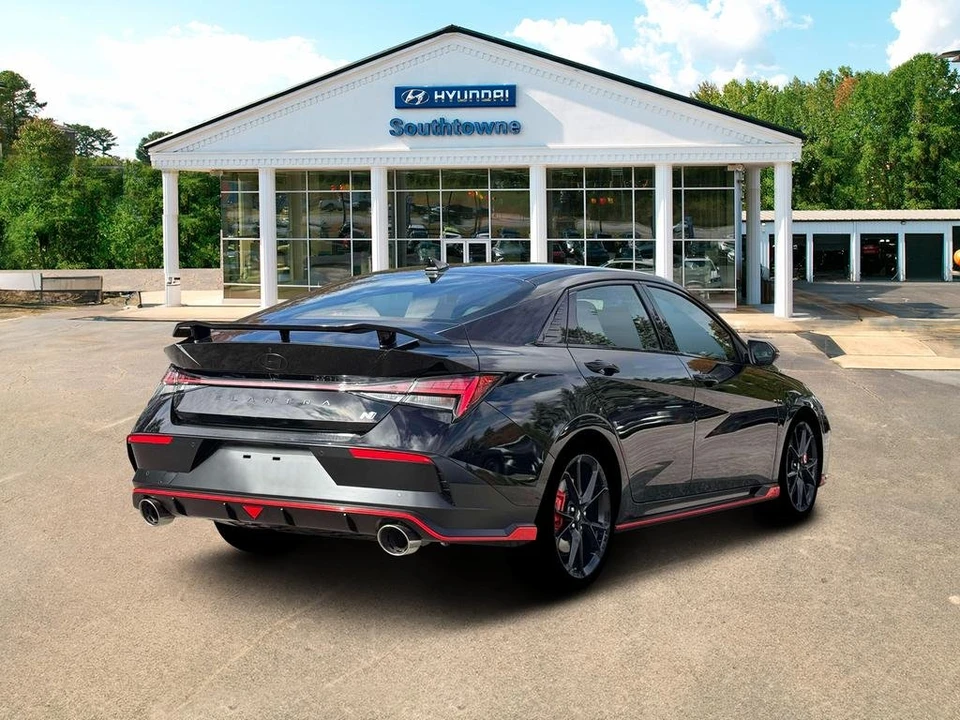 2026 Hyundai Elantra - Image 7 of 12