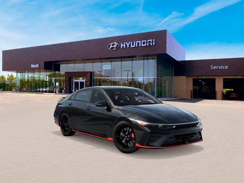 2026 Hyundai Elantra - Image 2 of 17